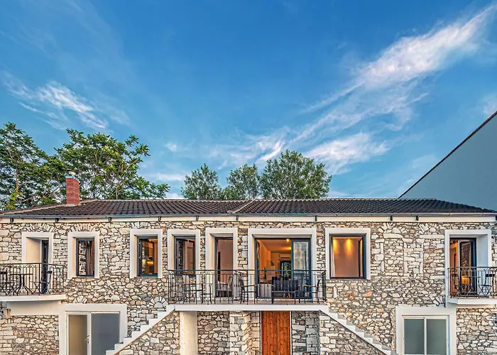 Dreamstone Residence
